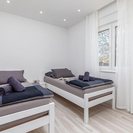 פאז'אנה Apartman Knezevic A מראה חיצוני תמונה